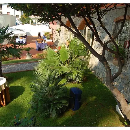 Belvedere Hotel Club