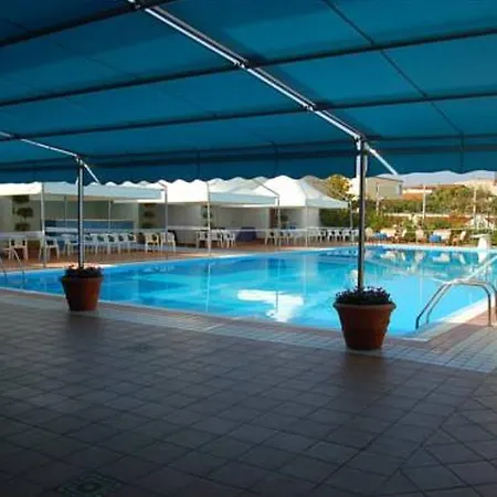 Hotell Belvedere Club 4*