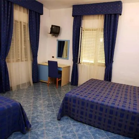 Hotell Belvedere Club 4*